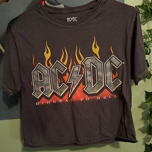 Cropped band tee